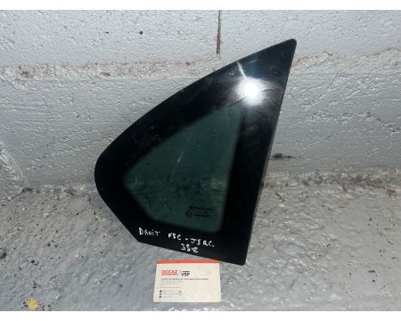 VITRE CUSTODE ARRIERE DROITE LIGIER JSRC / MICROCAR F8C