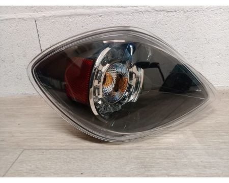 feu gauche ch40 ch46