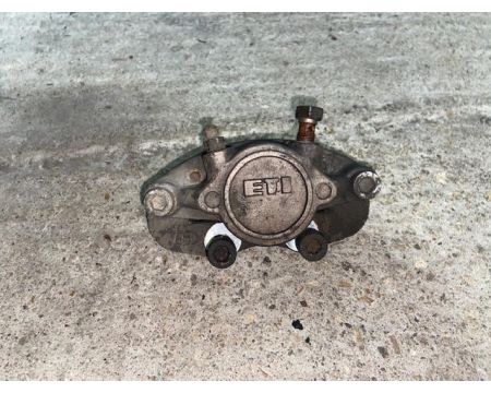 Etrier de frein avant MICROCAR : VIRGO 1 2 3 MC1 MC2  JDM : TITANE 1 2 3 ( Pour disque 170 mm )