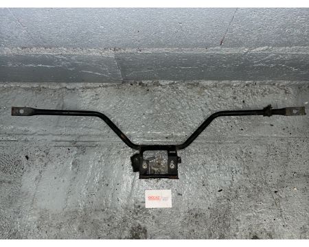 TRAVERSE / SUPPORT DE PARE-CHOC MICROCAR MC1, MC2 MOTEUR YANMAR
