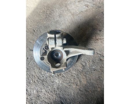 Porte moyeu droit LIGIER : IXO, JS50, JS50L, JSRC, FLEX / MICROCAR : MGO, F8C, M8 / DUE : FIRST, DUE 2, 3, 5, 6