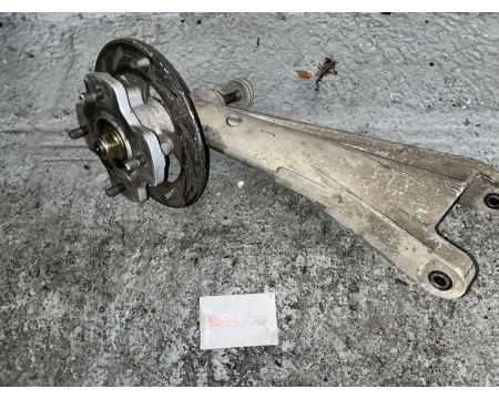 TRIANGLE ARRIERE DROIT COMPLET VENTILER  Microcar M8 , F8C , MGO 3 , MGO 4 , MGO 6 / Ligier JS RC , JS50 , JS50L , JS60 / Dué 2 ( P85 ) , Dué 3 ( P88 ) , Dué 6